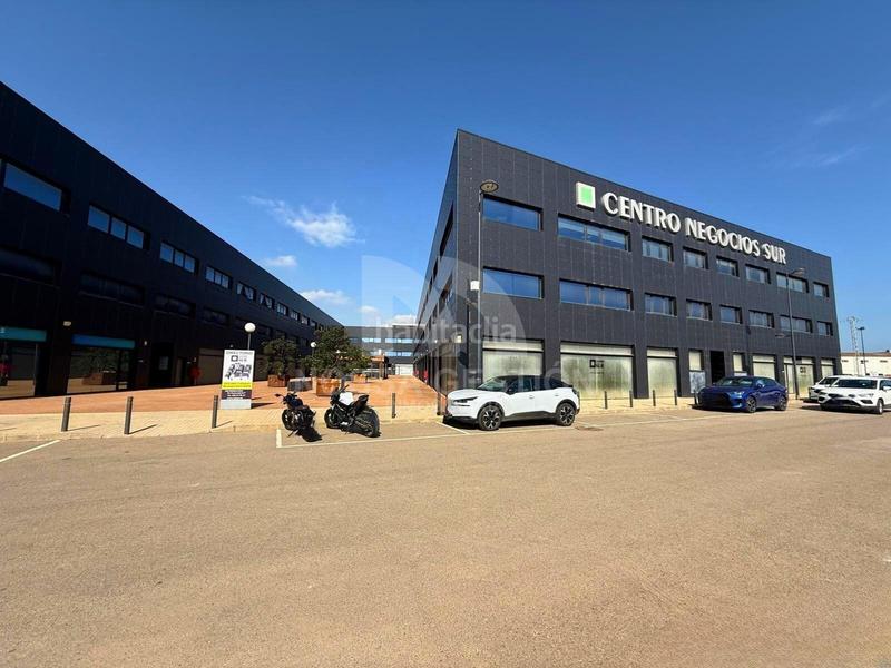 Foto 70684104-6fe5-4589-99ee-f757d71a51c3. Location bureau dans Beniparrell