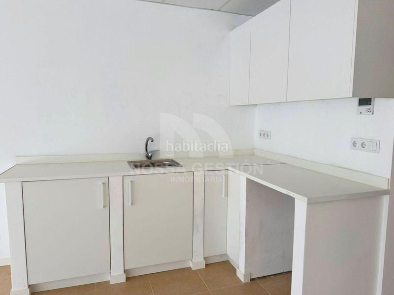 Foto c5b79c22-5eb5-436e-8de5-f0c4eac1848c. Location bureau dans Beniparrell