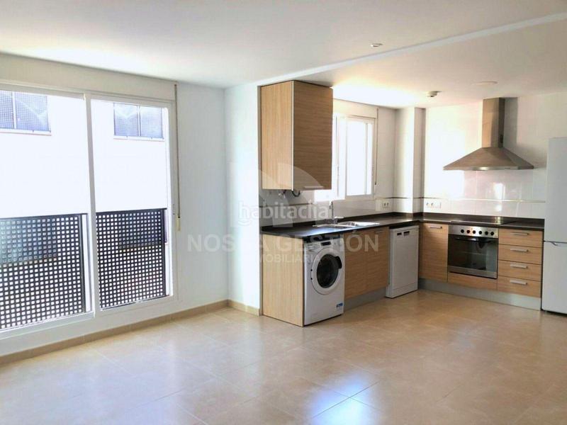 Foto f8b361e7-5dbf-478f-b981-037c525071a8. Miete etagenwohnung in Almenara