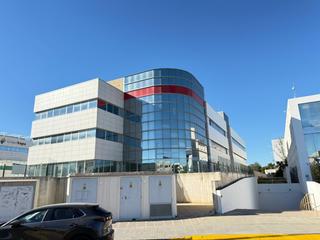 Alquiler Oficina  Ronda de narciso monturiol. Oficina en alquiler en centro empresarial as center rojo  patern