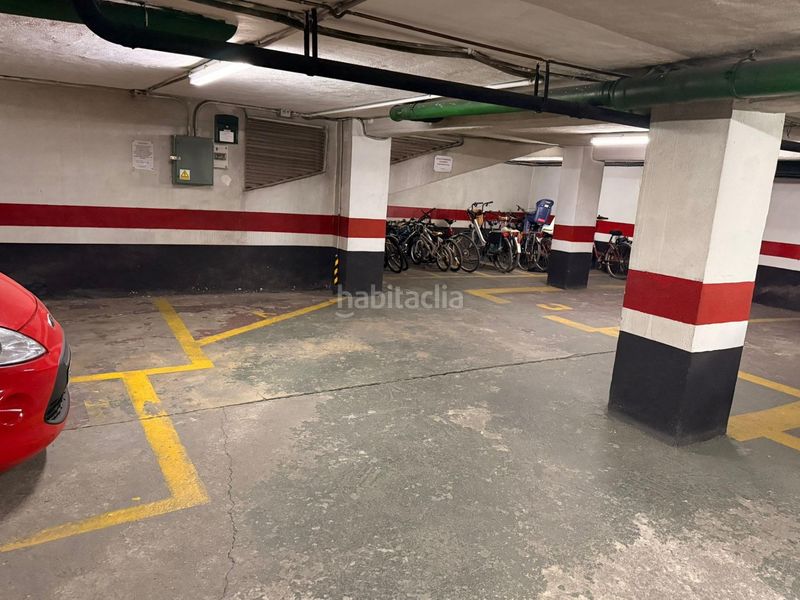 Foto a09475b1-ceb3-421a-b007-37c1eeb398ab. Aparcament cotxe a Sant Antoni Valencia