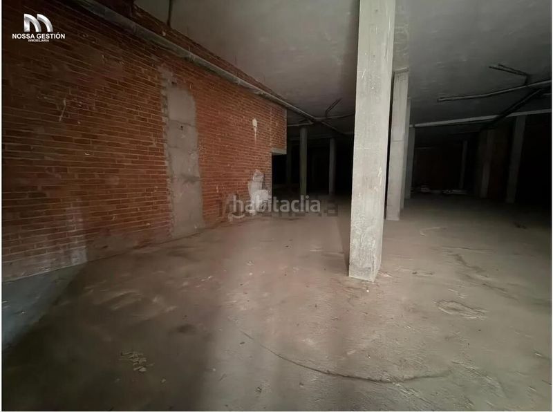 Foto c7f30c01-636d-4186-8df3-1abeb00d58ac. Local comercial a Exposició Valencia