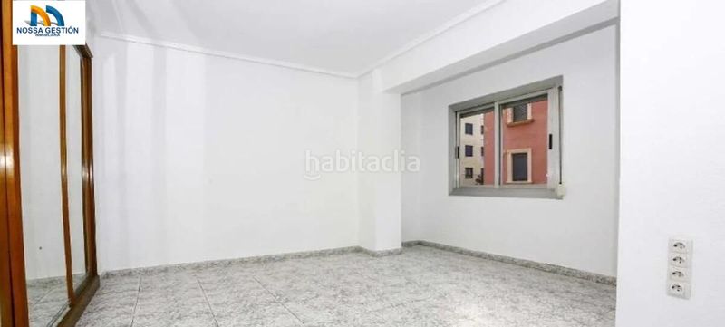 Foto aeb7a65b-5767-43e7-a219-cd42ba706980. Pis a Barrio Benicalap Valencia