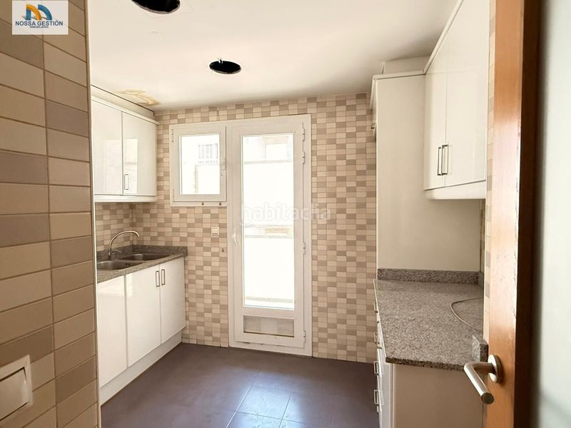 Foto e71e2c8a-3e56-4a20-870a-c8903cbe9816. Flat in Carlet