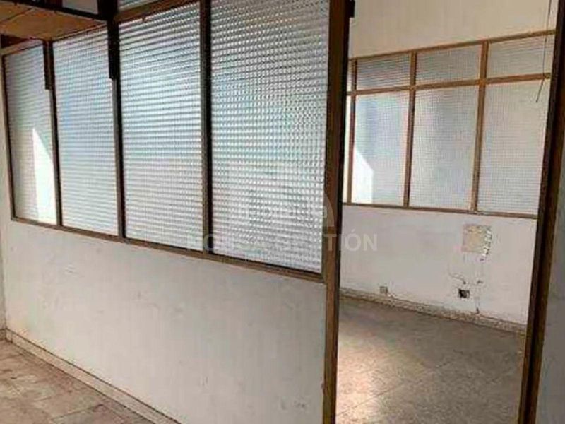 Foto ef7fde5f-e43f-4dce-aaea-c81aed72e615. Local comercial a Algemesí
