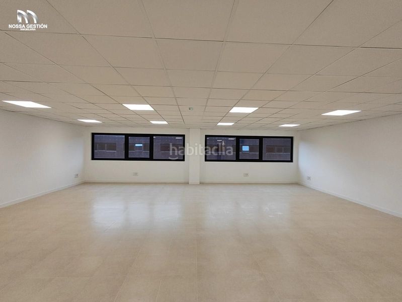 Foto 43f818df-6366-4313-9ef7-23aa25a99318. Location bureau avec chauffage parking dans Beniparrell