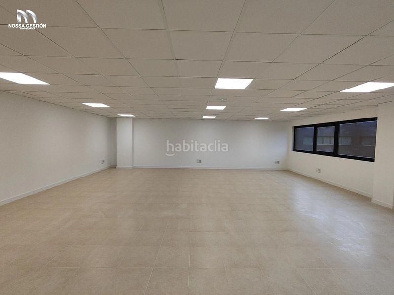 Foto 51b5700a-a91f-4ab9-9558-c264d0dbd8da. Location bureau avec chauffage parking dans Beniparrell