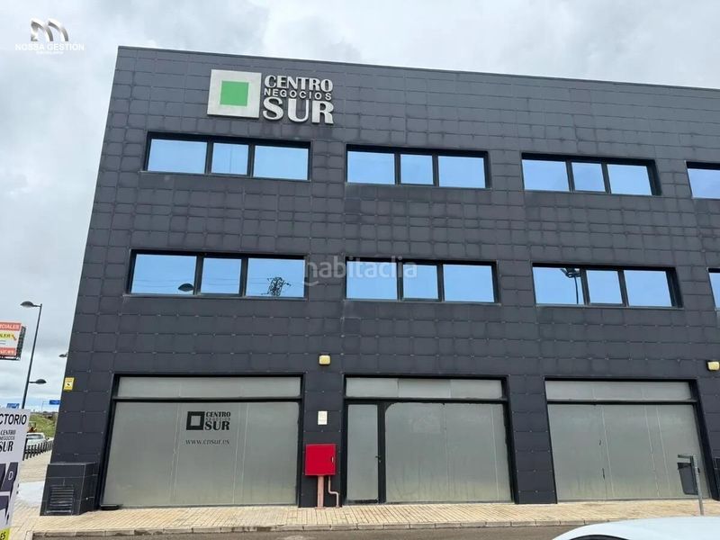 Foto ad92b505-cd35-49bf-8846-c51fe129156b. Rent office space with heating parking in Beniparrell