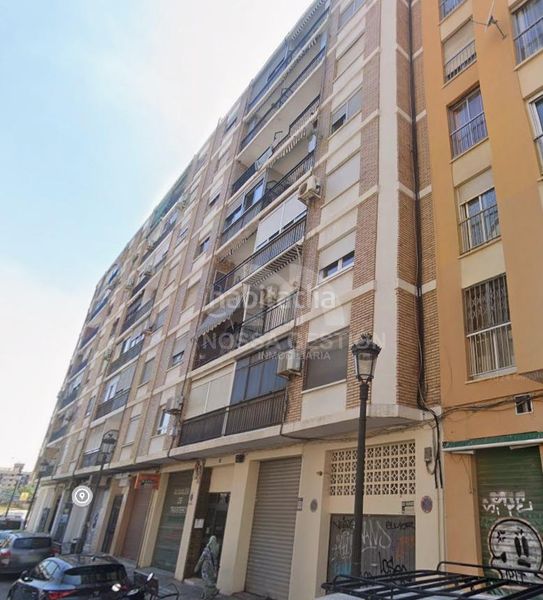 Foto 4f30f4ed-be10-45e3-8838-0b3c4d55dab7. Pis a Camí Reial Valencia
