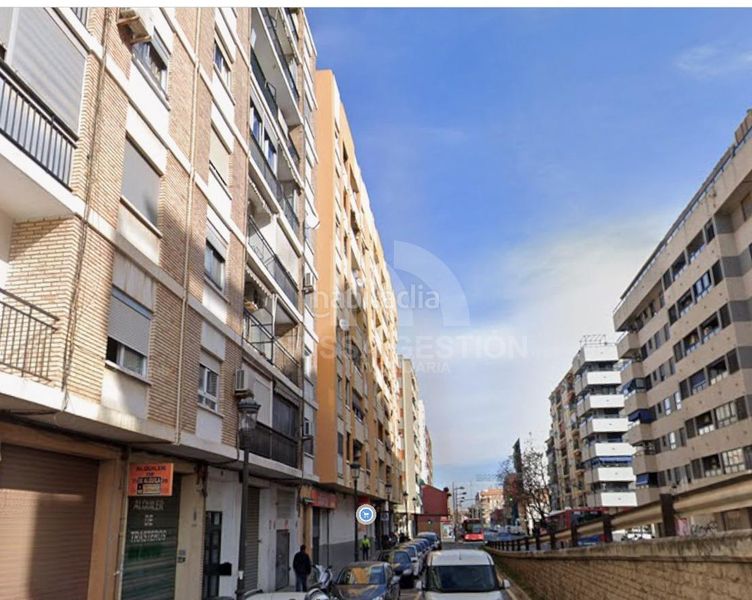 Foto c74f248c-9c17-4511-aeda-af10ccebf036. Pis a Camí Reial Valencia