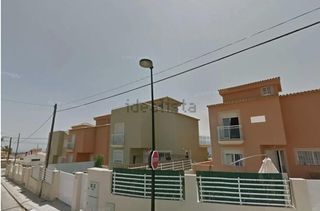 Casa pareada  Calle palmeretes. Oportunida de inversión  chalet pareado  sin posesión contrato v