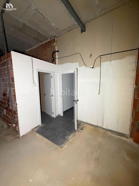 Foto ad1faf0f-84d7-455b-8998-bbe466df69c4. Locale commerciale in Picassent