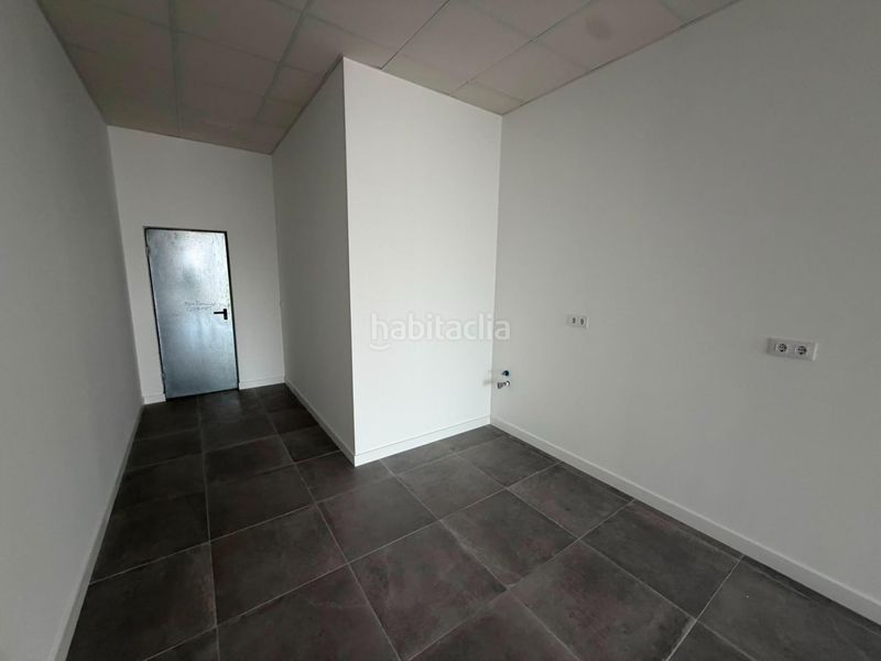 Foto d5178595-9728-45c5-bc9e-a0d8ef91de9a. Lloguer local comercial a Beniparrell