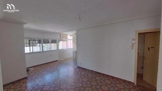 Appartement à La Paz. Piso de 3 habitaciones en murcia  zona santa eulalia  inmueble o