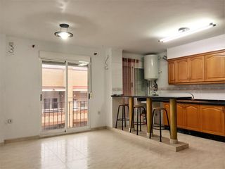 Appartement à Muro de Alcoy. Piso con 3 habitaciones con vistas a la montaña