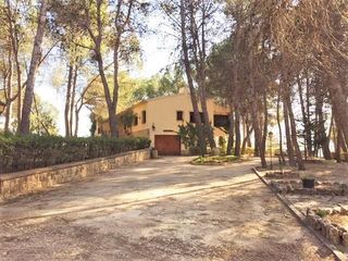 Chalet à Cocentaina. Chalet con 7 habitaciones con parking, piscina, calefacción, air