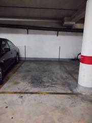 Parking voiture à Eixample