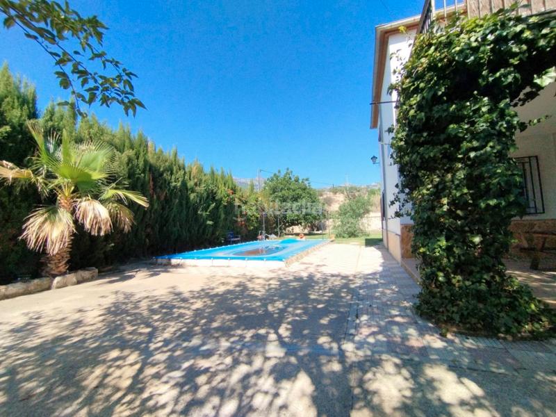 Foto bb1002a0-c119-4b3c-9b49-a49f1c57d52e. Chalet en Cocentaina