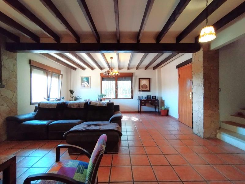 Foto cfa60b69-a3bf-4534-8172-f930a650e757. Chalet en Cocentaina