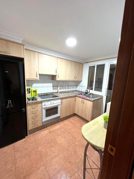 Foto 38cde628-4a8d-4f22-9ec4-a90b9c7aaf93. Rent flat with parking in Centre-Zona Alta Alcoi