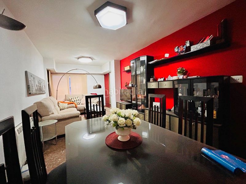 Foto cdeff33d-b826-4a26-855e-453a5633380b. Appartamento in Eixample Alcoi