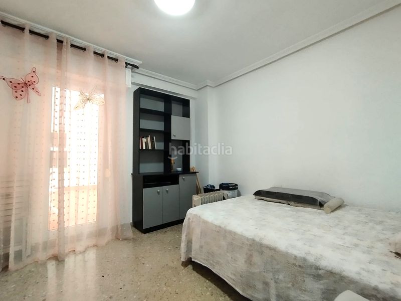 Foto 09a0415b-7195-42b0-9e27-be2ab48649a9. Flat with heating in Eixample Alcoi