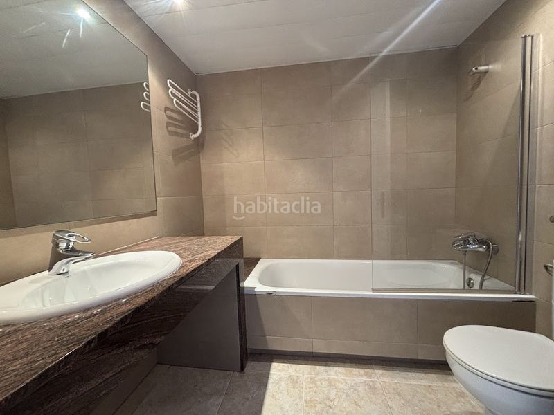 Foto b45cc870-6331-4a39-a1ab-f287fc6c3554. Àtic amb aparcament piscina a Gava Mar Gavà