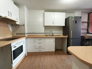 Etagenwohnung in Centre-Zona Alta