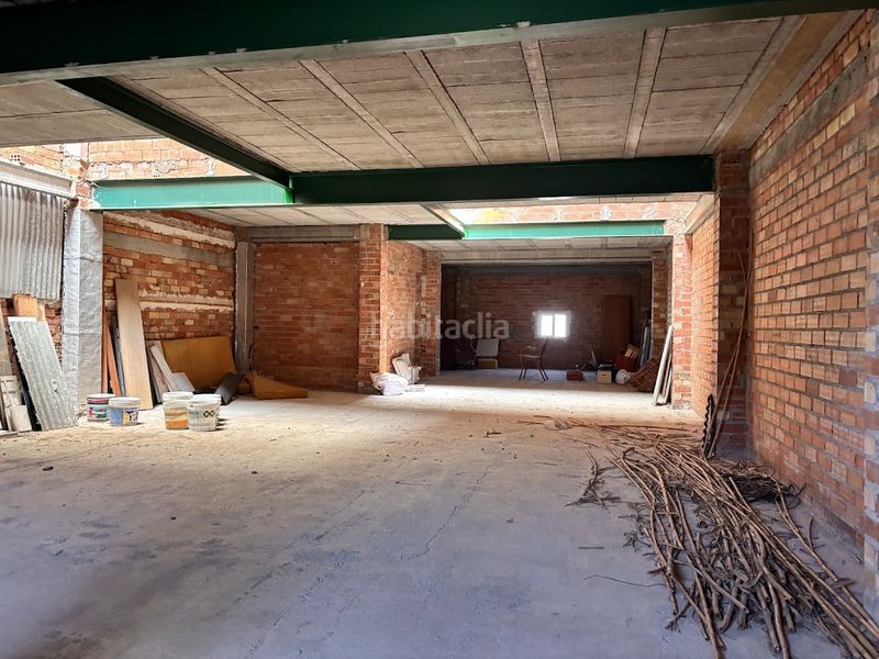 Foto fd5d359f-1fe9-49cb-b7f7-1f80dbd9e3bf. Edificio in Orxa (l´)