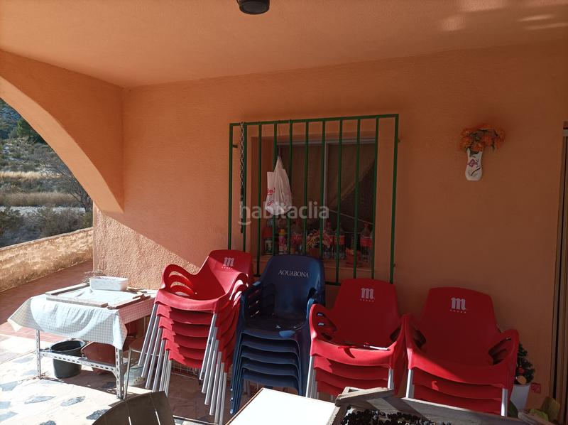 Foto d9a8a04b-b76a-4c3d-a431-5cbb029c911d. Casa en diseminado sector 5 331 campo de 7.430 m2, casa de 150m2 y piscina 8 x 4 mts !!! en Xixona