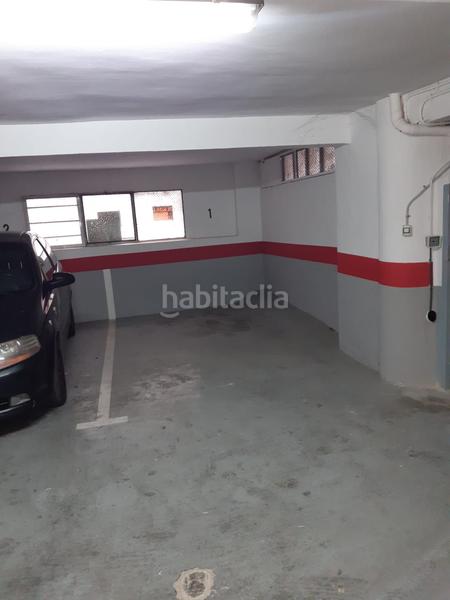 Foto 67e1a604-0e3c-44d6-8b1a-4b8de20b6e73. Aparcament cotxe a Xixona