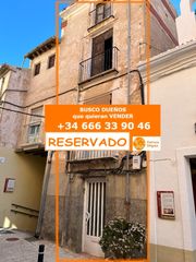 Semi detached house  Carrer del raval. Amplia casa antigua. financiación directa del propietario. oport