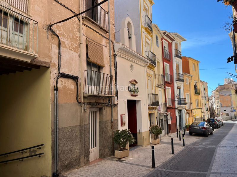Foto 6e1dd28e-1a81-4dbc-a011-8955bc5ff869. Casa adossada a Xixona