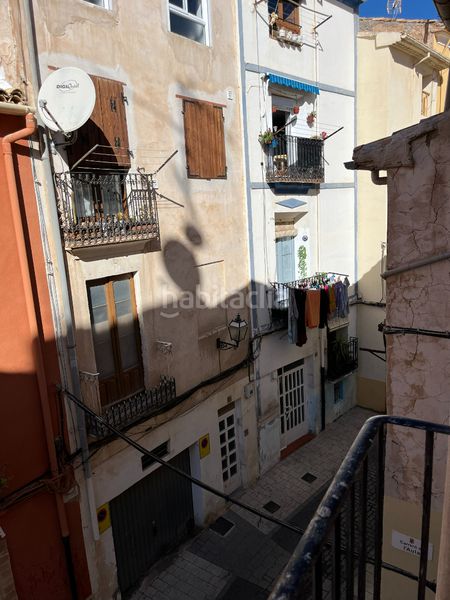 Foto 99a2b299-17d2-48f1-ae3a-47c368d1b27d. Casa adossada a Xixona