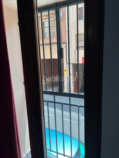 Foto 483cb9ee-be00-4dbb-a749-851a08abaa64. Piso amplio y acojedor entrepiso con ventanas a la calle, en el pueblo de jijona. en Xixona