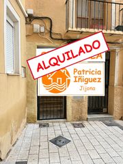 Rent Flat in Travessia el fossar 6. Piso en centro del pueblo de jijona