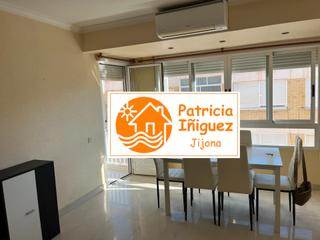 Appartamento  Carrer del través. Excelente piso amplio y super luminoso