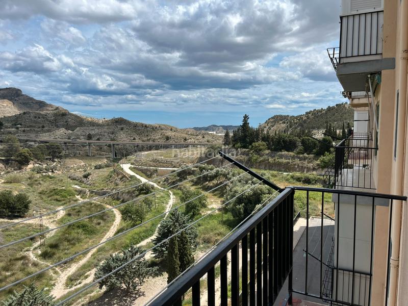 Foto 3f2ce4e5-70c7-4edf-93d5-d5f3de0b2c4a. Lloguer pis a carrer d'onil 6 a Xixona