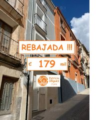Reihenhaus in Xixona. Casona reformada integralmente en 2025, nivel premium, a estrena