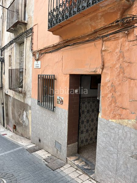 Foto 2b6a51ad-9796-4388-a4aa-a57bfb48b031. Casa adossada a Xixona