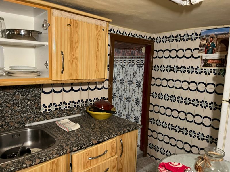 Foto 42381d03-67a7-4aa8-9ef5-557c2c7aa762. Casa adossada a Xixona