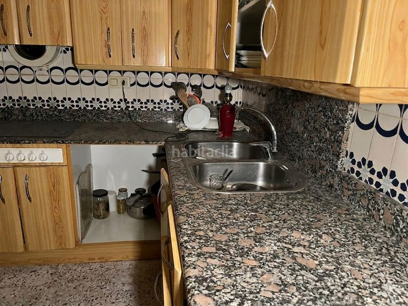 Foto a8ba859f-654f-4fa3-aa20-729441f213b5. Casa adossada a Xixona