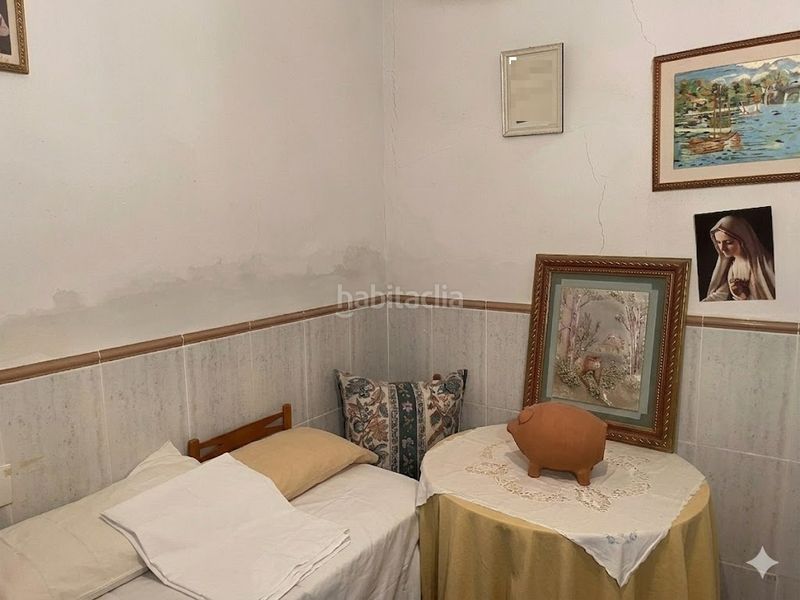 Foto cd26b937-befe-4b9f-8c6d-7e021544d2df. Casa adossada a Xixona