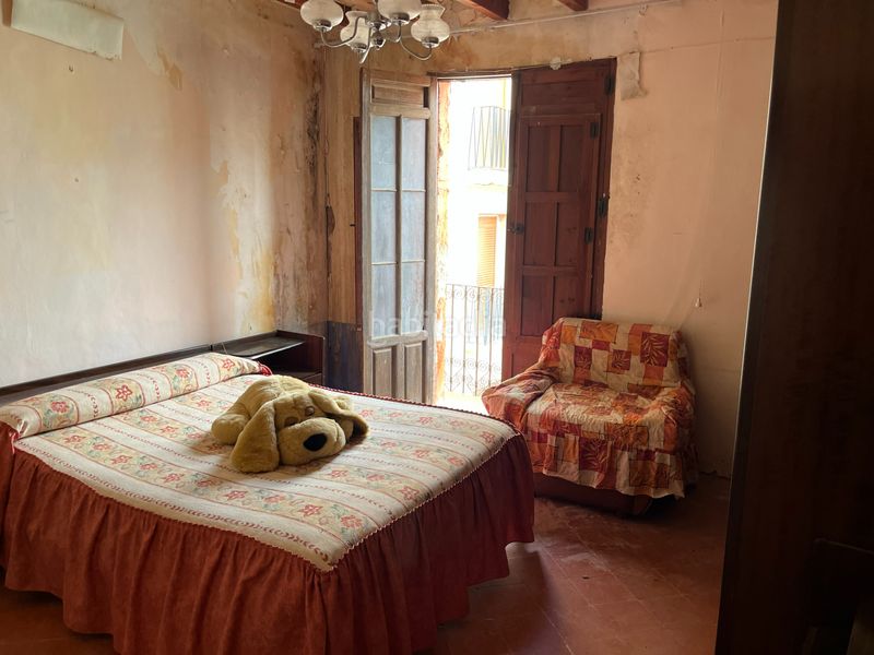 Foto e3786a74-df17-489d-991f-af7ff43f157f. Casa adossada a Xixona