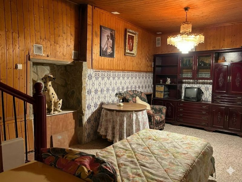 Foto e866ae8f-ce00-48f4-ae7a-70c2c23d033f. Casa adossada a Xixona