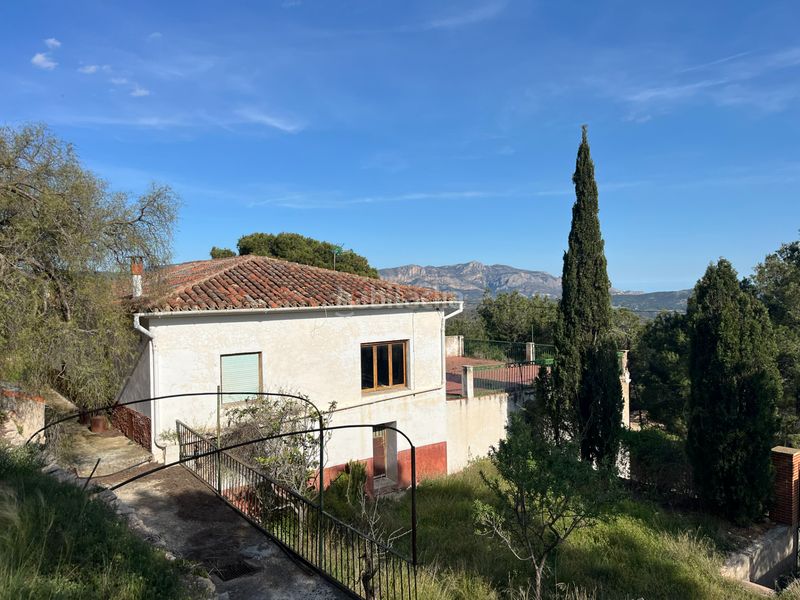 Foto 82c7453d-9a21-40f1-bddc-159aaa192c8e. Casa a partida bugaia de baix 55 a Xixona