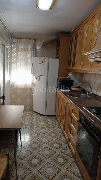 Foto 6ce06eef-7bb4-4f61-a20e-f6ad9aaa5ba8. Pis a Xixona