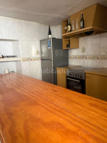 Foto 8501b1e1-3b9d-46f2-bc6f-d292b25e273e. Casa adossada a Xixona