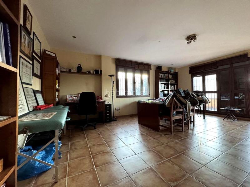 Foto 3e83f9c2-c435-456e-9366-1cef46e8933e. House with parking pool in Olivar de Quintos Montequinto