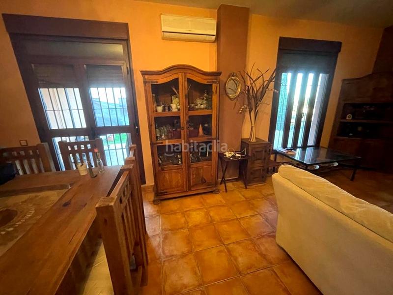 Foto aae8a276-5281-4582-b7eb-c3b6a0a14198. House with parking pool in Olivar de Quintos Montequinto